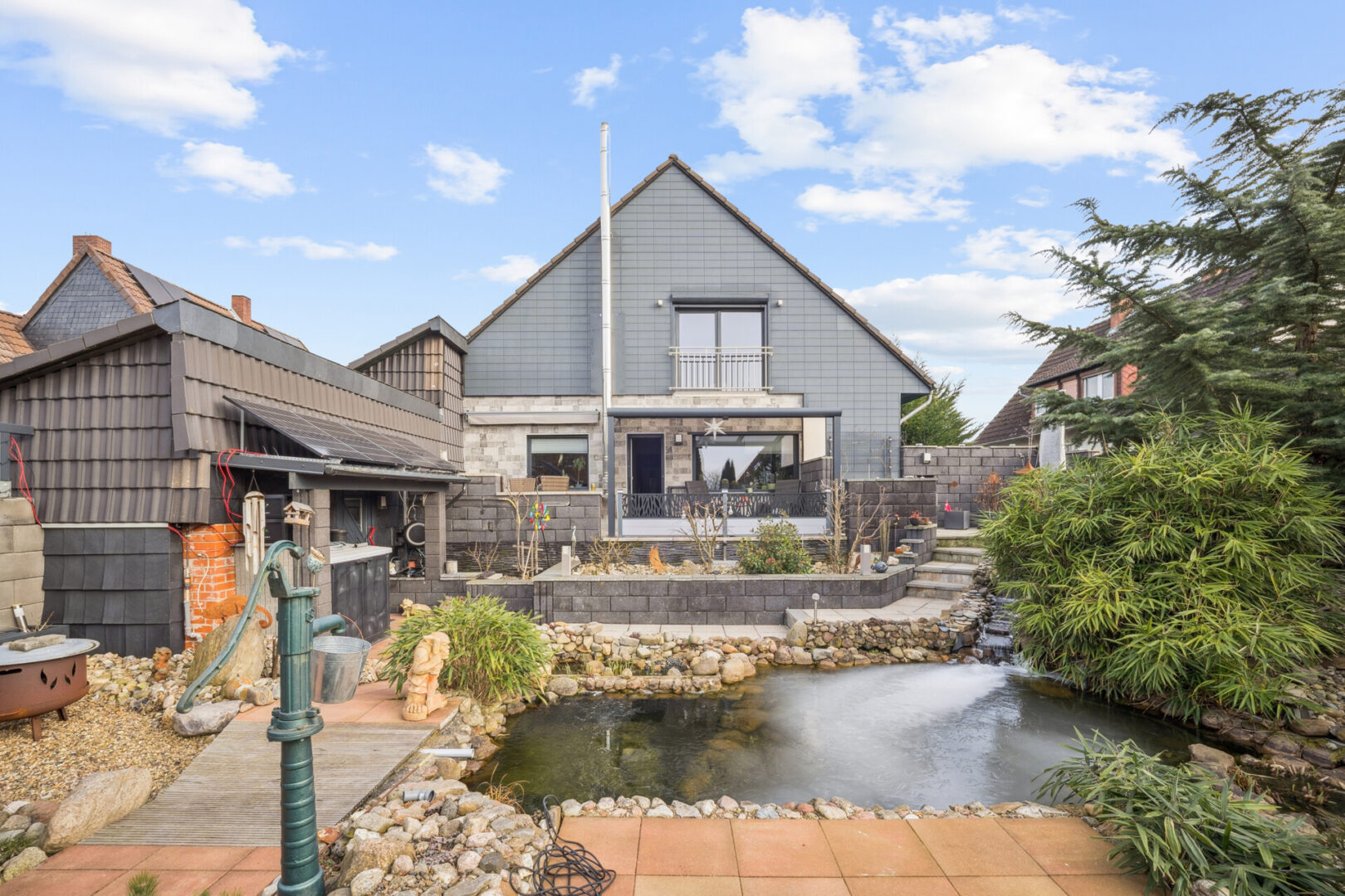 Blick vom Garten aus