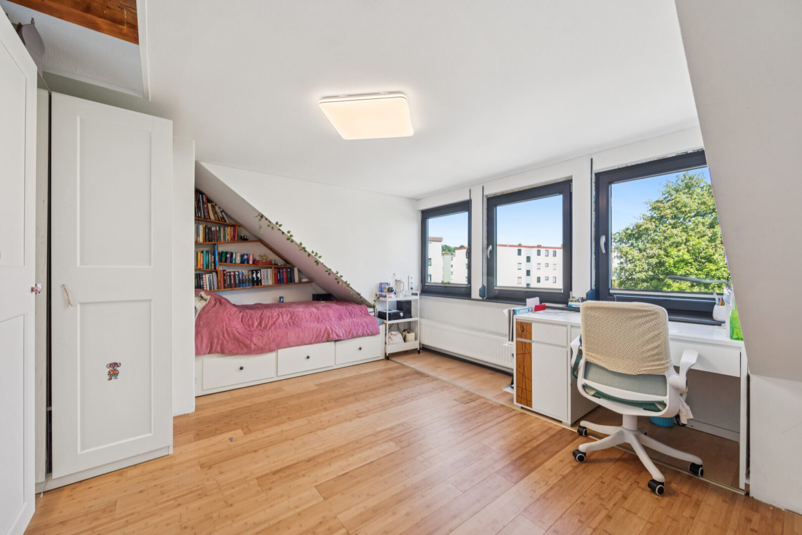 Kinderzimmer im DG